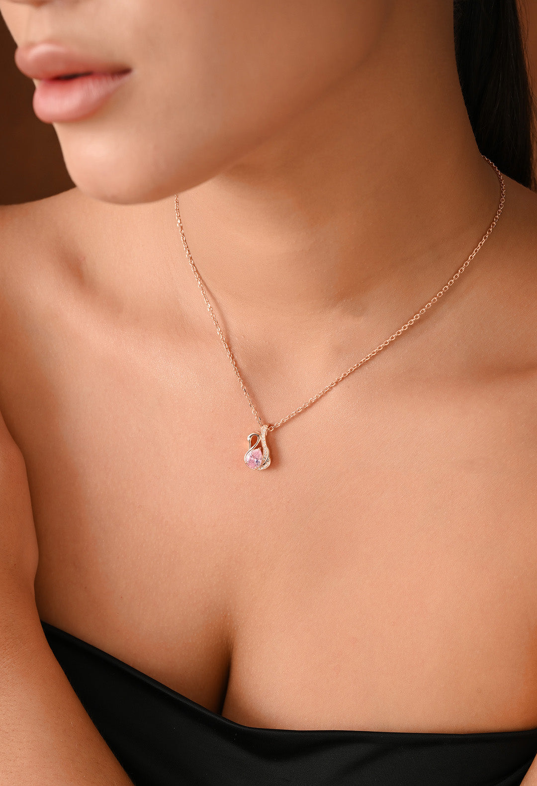 Necklace With Swan Pendant