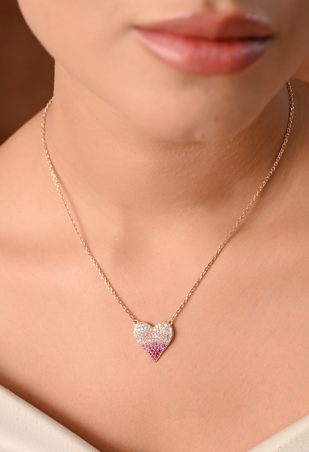 Queen of hearts necklace